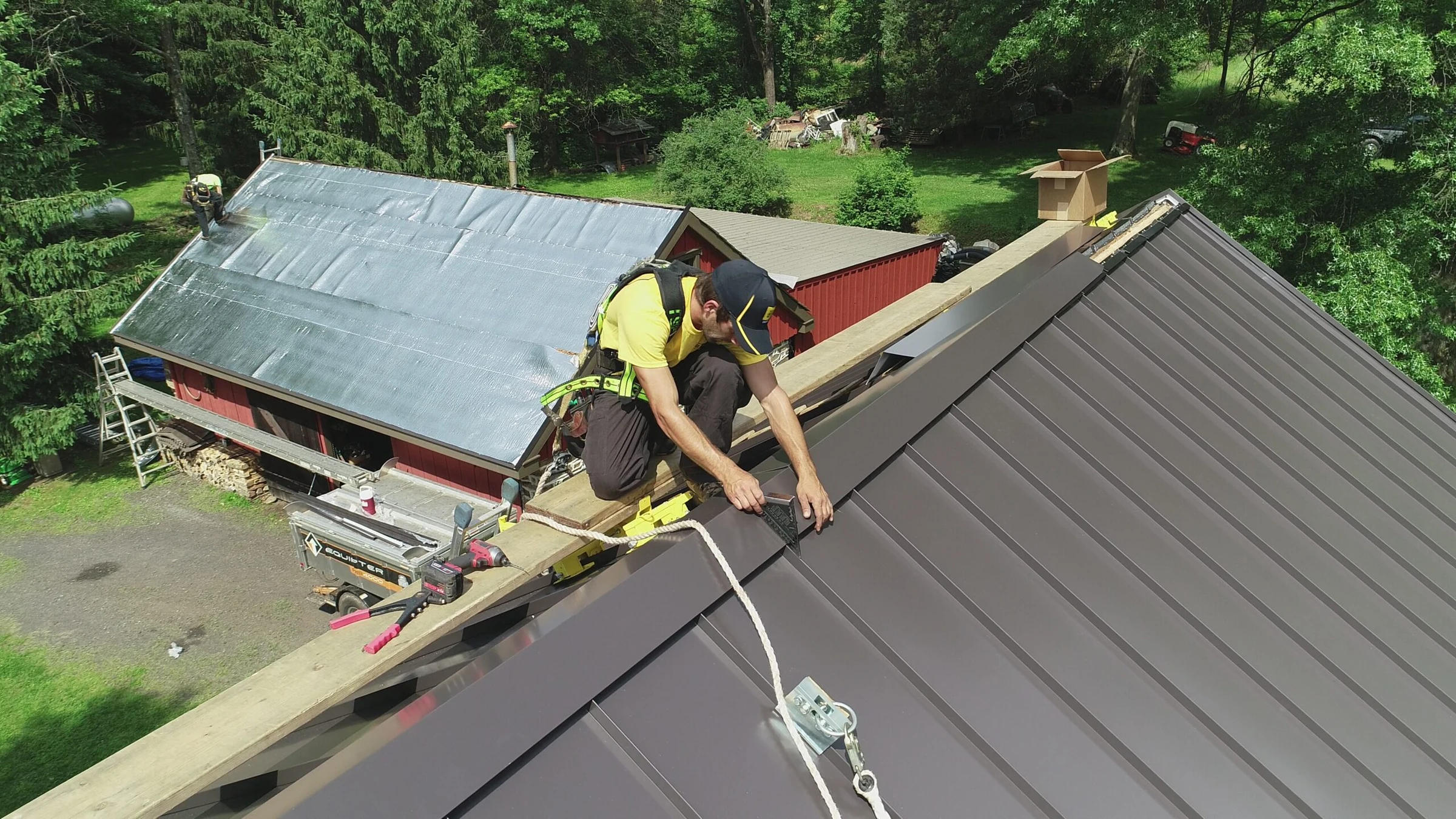 Standing seam metal roofing in Eugene Oregon